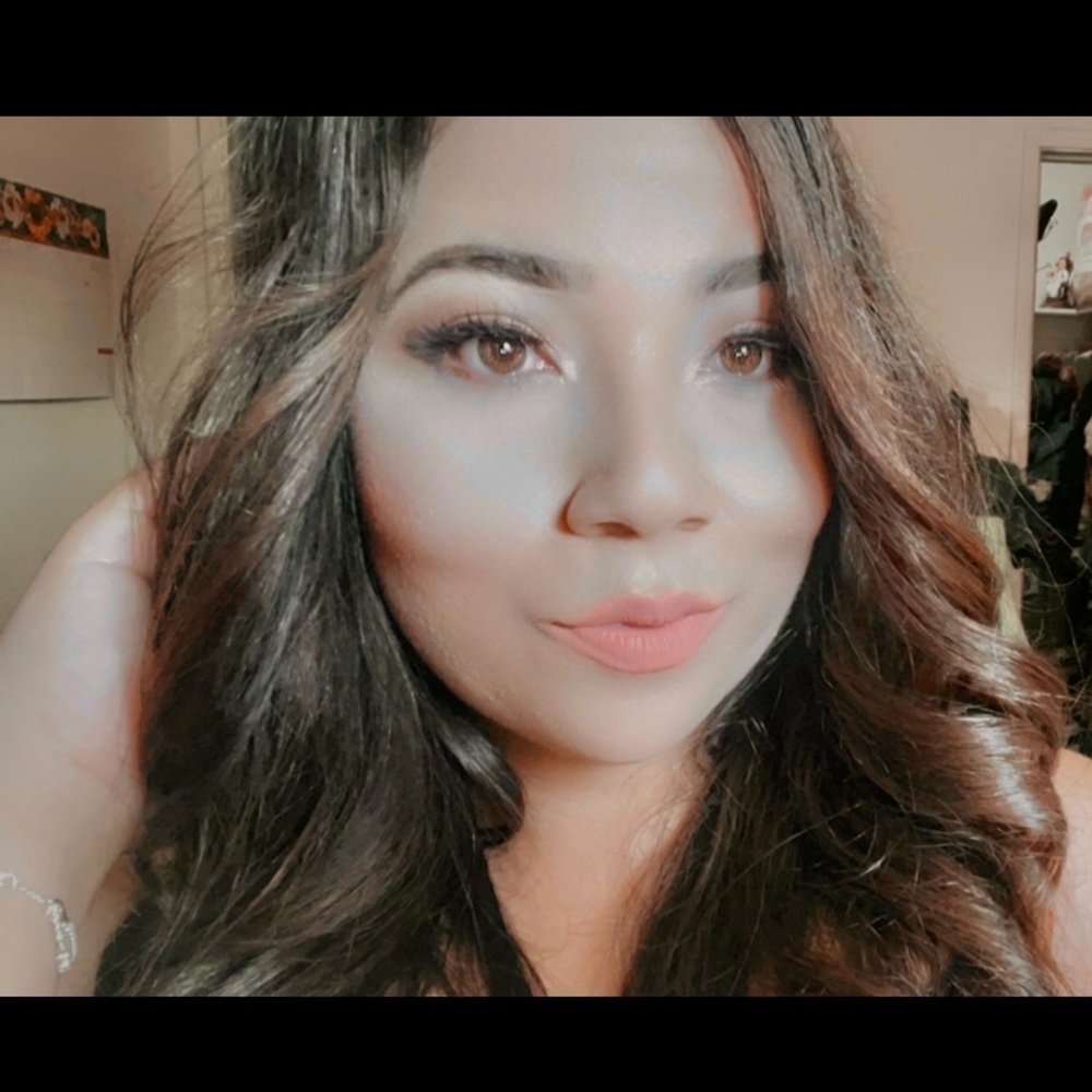 Meet your Posher, Isabel